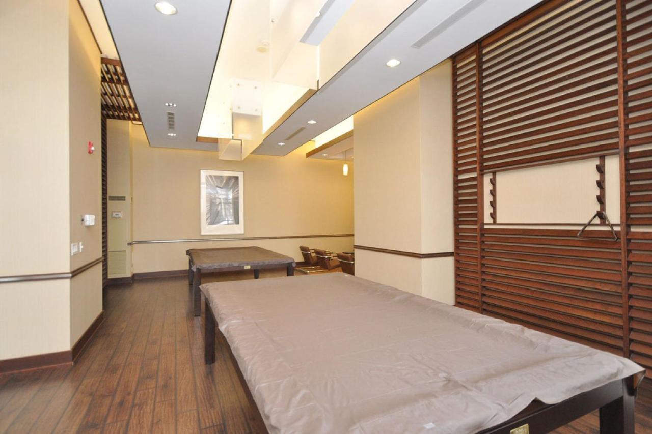 Royal Stays Furnished Apartments - Square One Mississauga Exterior foto