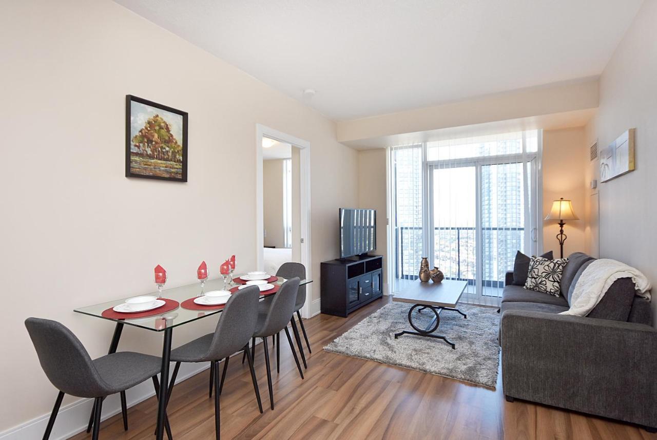 Royal Stays Furnished Apartments - Square One Mississauga Exterior foto