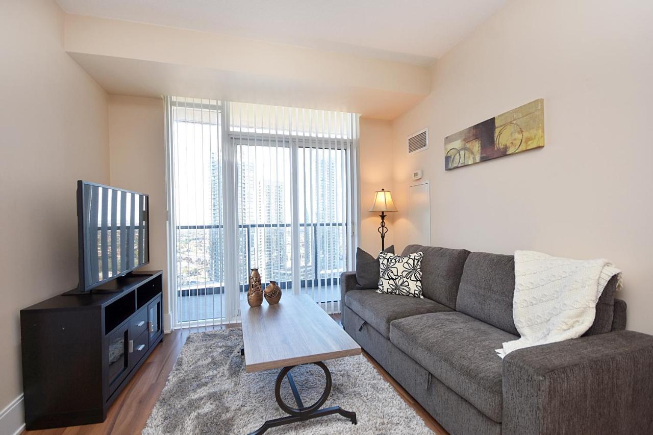 Royal Stays Furnished Apartments - Square One Mississauga Exterior foto